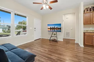 3030 Oakdale St, Houston, TX 77004 - Photo 8