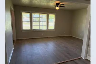 2005 Glasshouse Street, Beaumont, TX 77703 - Photo 6