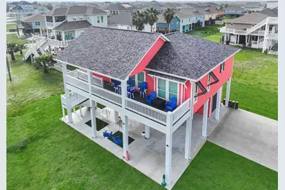 2637 Tide Drive, Crystal Beach, TX 77650 - Photo 10