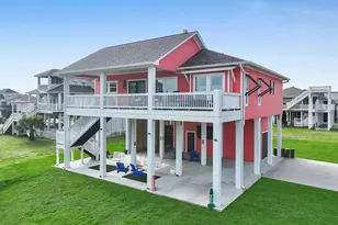 2637 Tide Dr, Crystal Beach, TX 77650 - Photo 4