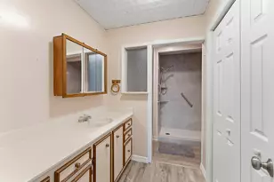 704 Cook Rd, Winnie, TX 77665 - Photo 10