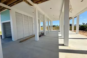 806 93rd St, Galveston, TX 77554 - Photo 22