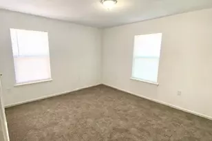 7331 Dunkirk Rd, Houston, TX 77033 - Photo 6