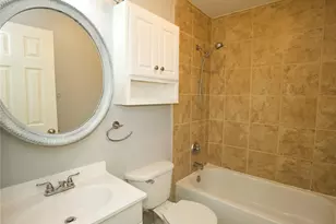 2419 Fox Water Dr, Spring, TX 77386 - Photo 14