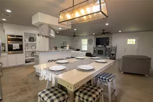 107 County Rd 409, Sweeny, TX 77480 - Photo 8