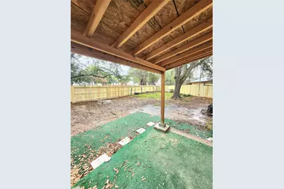 10047 Emerald Creek Drive, Houston, TX 77070 - Photo 30