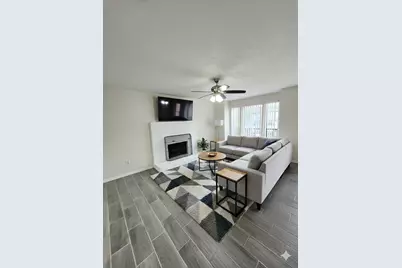 10047 Emerald Creek Drive, Houston, TX 77070 - Photo 4