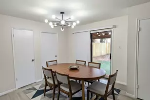 10047 Emerald Creek Dr, Houston, TX 77070 - Photo 6