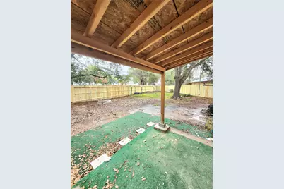 10047 Emerald Creek Drive, Houston, TX 77070 - Photo 30