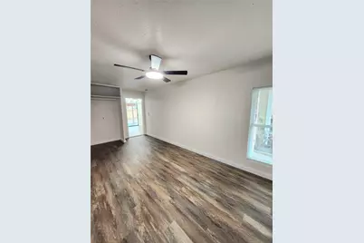 10047 Emerald Creek Drive, Houston, TX 77070 - Photo 16