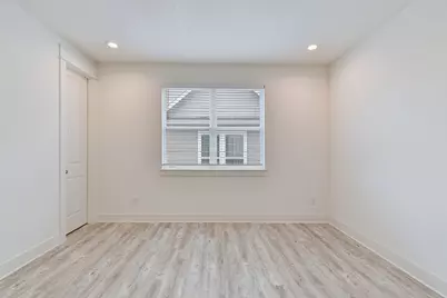 3506 Oak Forest Grove Drive, Houston, TX 77018 - Photo 20