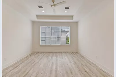 3506 Oak Forest Grove Drive, Houston, TX 77018 - Photo 6