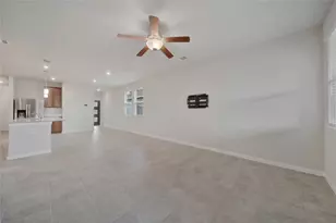 7080 Silverleaf Oak St, Conroe, TX 77304 - Photo 10