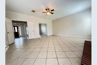 6926 Hearthside Drive, Sugar Land, TX 77479 - Photo 6