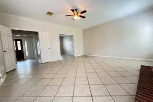 6926 Hearthside Dr, Sugar Land, TX 77479 - Photo 6