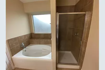 4903 Summer Ridge Drive, Conroe, TX 77303 - Photo 14