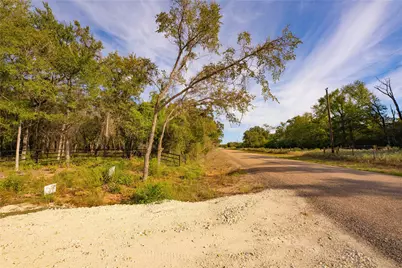 12424 Red Hill Rd Road, Hearne, TX 77859 - Photo 16