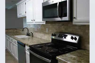7010 Buchanan Drive, Richmond, TX 77469 - Photo 8