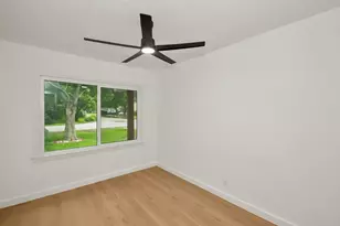 2508 N Houston Dr, La Marque, TX 77568 - Photo 8
