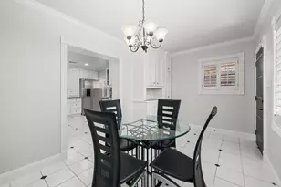 317 Avenue of Oaks St, Houston, TX 77009 - Photo 30