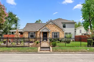 317 Avenue of Oaks St, Houston, TX 77009 - Photo 2