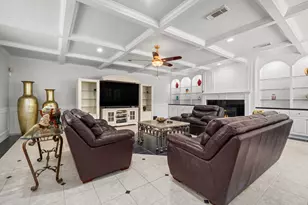 317 Avenue of Oaks St, Houston, TX 77009 - Photo 16