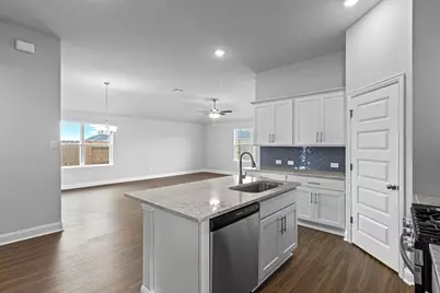 2249 W Post Oak Circle, Dayton, TX 77525 - Photo 6