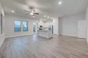 13416 Sun Cay Dr, Houston, TX 77047 - Photo 2