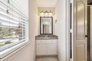 9119 Brownwood Bend Ct, Cypress, TX 77433 - Photo 16