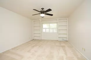 666 S Ripple Creek Dr, Houston, TX 77057 - Photo 22