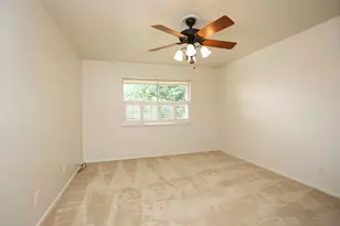 666 S Ripple Creek Dr, Houston, TX 77057 - Photo 18
