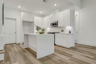 5614 Bertellis Ln, Houston, TX 77091 - Photo 4