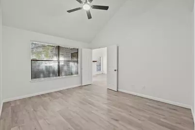 16532 Holly Trail Drive, Houston, TX 77058 - Photo 18