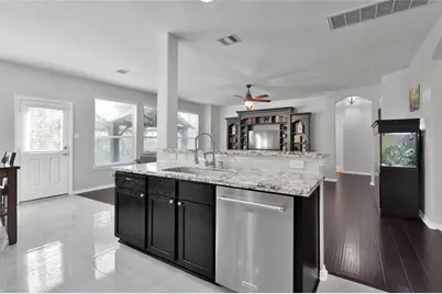 81 Palos Verde, Conroe, TX 77304 - Photo 8