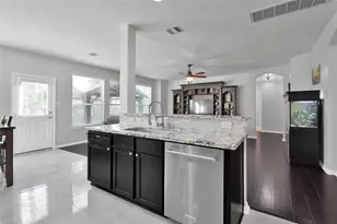 81 Palos Verde, Conroe, TX 77304 - Photo 8