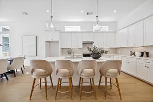 1524 W 21st St, Houston, TX 77008 - Photo 12