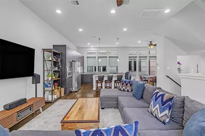1904 Crockett Street #C, Houston, TX 77007 - Photo 8