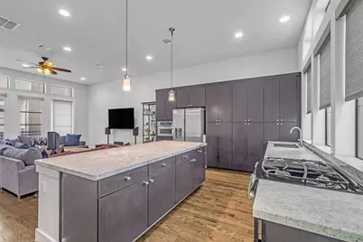 1904 Crockett Street #C, Houston, TX 77007 - Photo 14