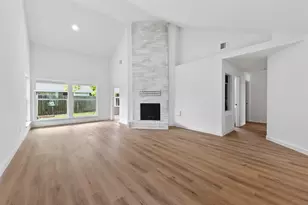 2903 Silent Dr, Sugar Land, TX 77498 - Photo 8