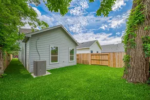 7307 W Knoll St, Houston, TX 77028 - Photo 38