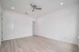 7307 W Knoll St, Houston, TX 77028 - Photo 34