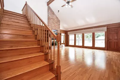 1002 Mill Run Drive, Sugar Land, TX 77498 - Photo 8