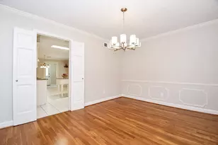 1002 Mill Run Dr, Sugar Land, TX 77498 - Photo 4