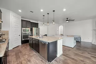 22202 Weller Oaks Dr, Spring, TX 77389 - Photo 10
