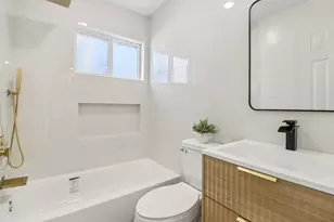 2019 Magnolia Dr, La Marque, TX 77568 - Photo 20