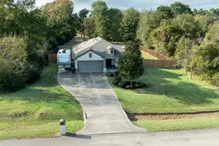 13874 Oak Manor Dr, Willis, TX 77318 - Photo 4