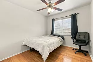 6219 Greenpark Manor Ln, Houston, TX 77085 - Photo 12