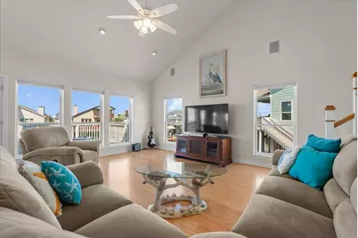 314 Windward Way, Tiki Island, TX 77554 - Photo 4