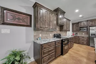 130 Cedar Ct, Magnolia, TX 77355 - Photo 6