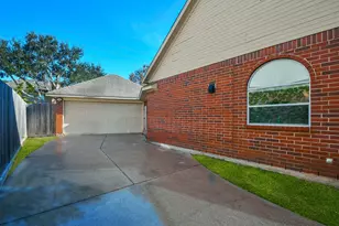 4323 Magnolia Ln, Sugar Land, TX 77478 - Photo 44